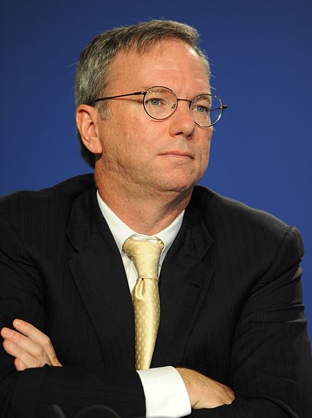 Eric_Schmidt_at_the_37th_G8_Summit_in_Deauville_037.jpeg